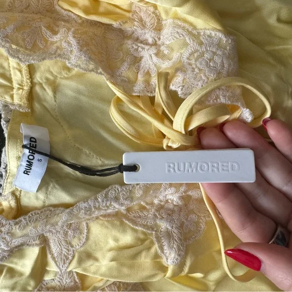 Rumored Yellow Maxi Dress with Lace Detail - Picture 4 of 4